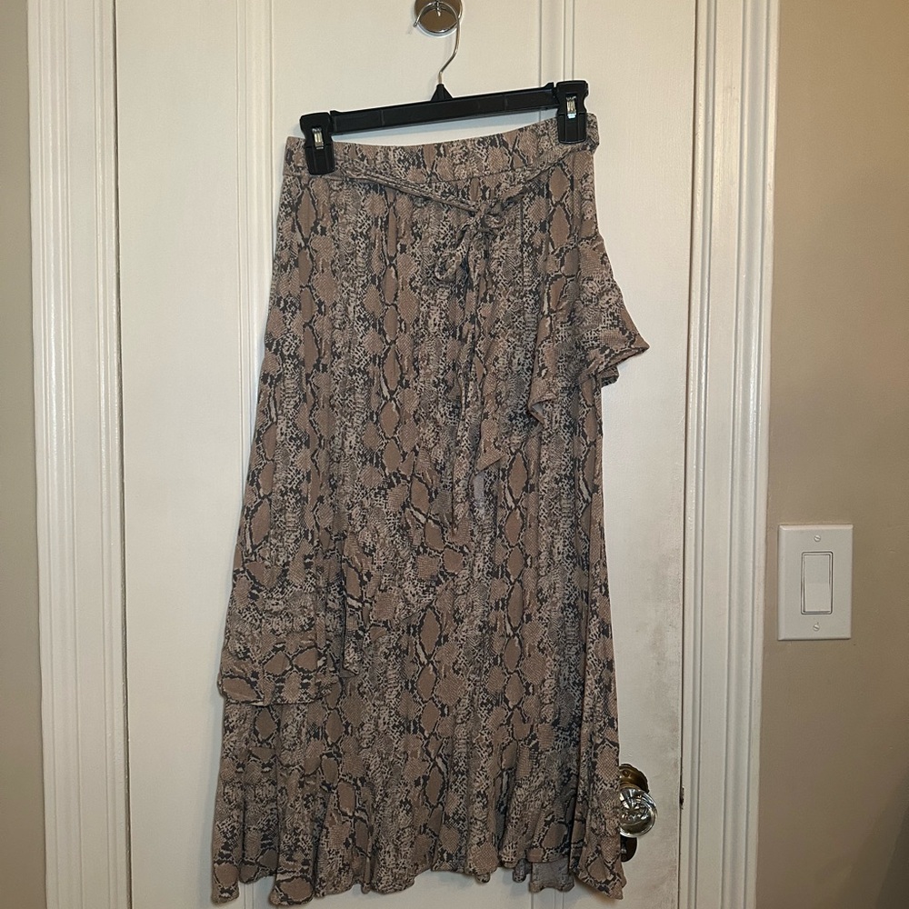 American Eagle Snake print midi skirt-
